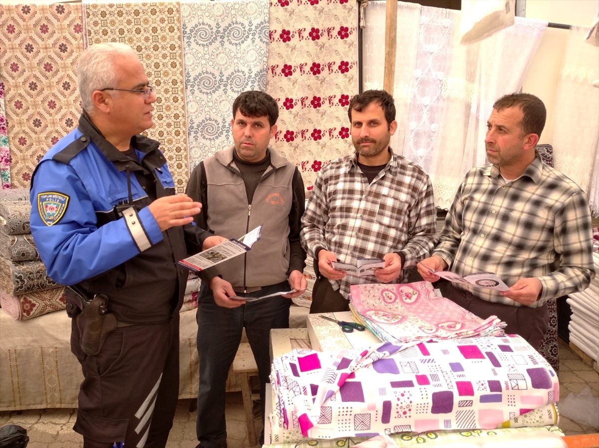 Polisten hırsızlara karşı broşürlü uyarı