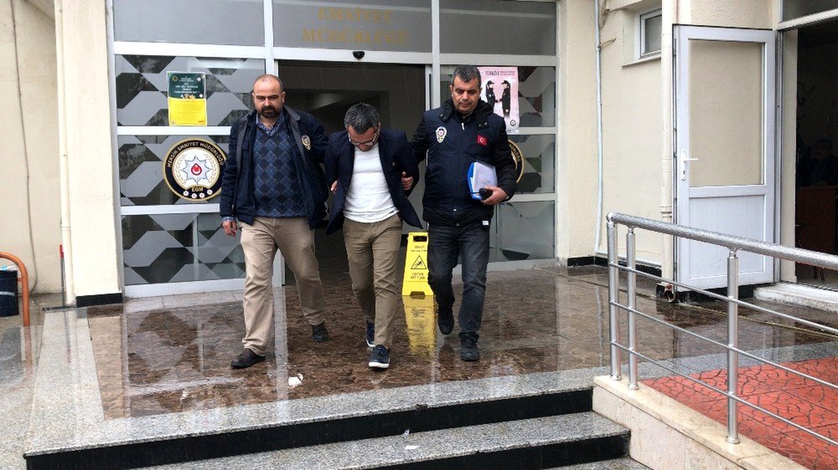Sahte 100 liralarla 10 bin liralık altın alıp, kaçtı