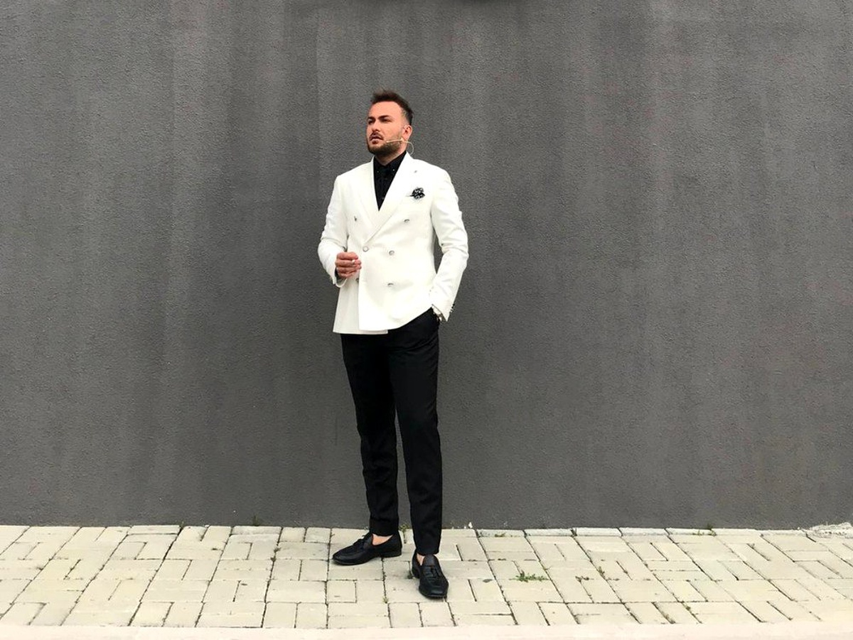 San Kuaför CEO\'su Mustafa Batur bir ilke imza atıyor