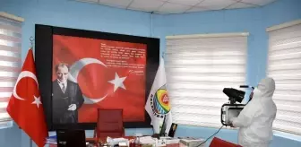 Tarsus Belediyesi, kentin dört bir yanında ilaçlama yapıyor