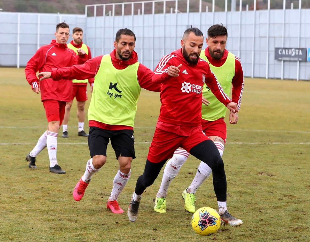 Yasin Öztekin: "Antalya\'dan 3 puanla dönmek istiyoruz"