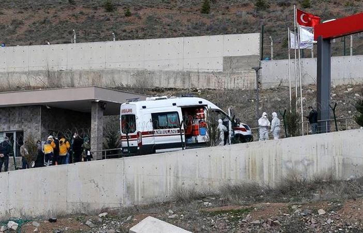 Ankara Valisi Şahin: Umreden dönen vatandaşlardan 5\'i gözlem altına alındı