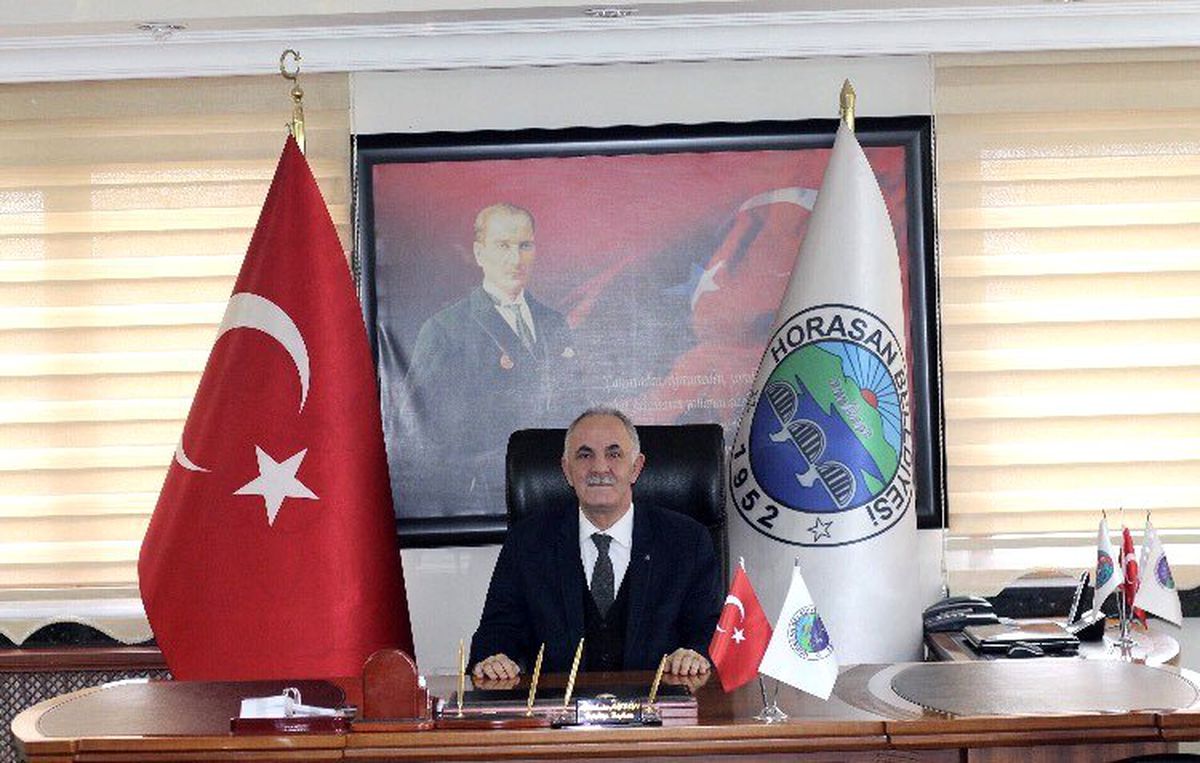 Başkan Aydın\'dan Horasan\'ın Kurtuluş Bayramı mesajı