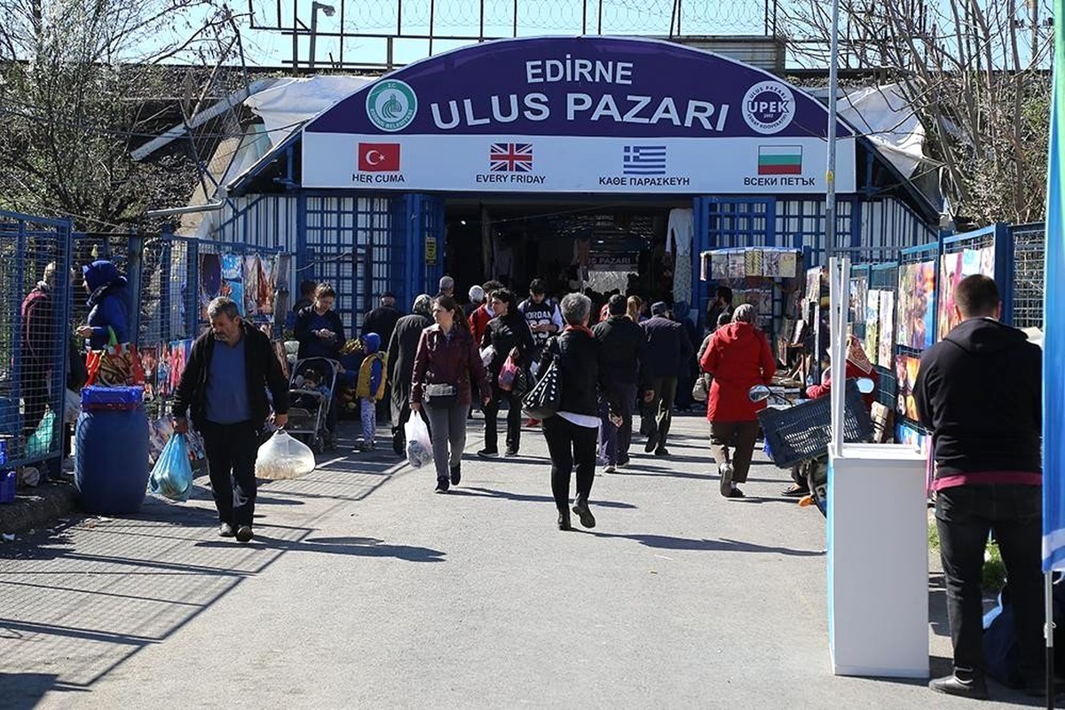 Edirne\'de sosyete pazarına korona virüs önlemi