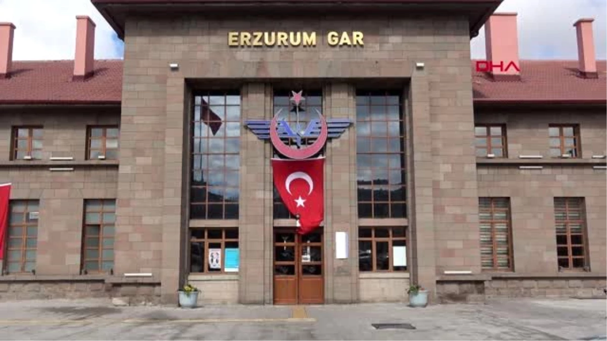 Erzurum Tren Garı\'nda koronavirüs yoğunluğu