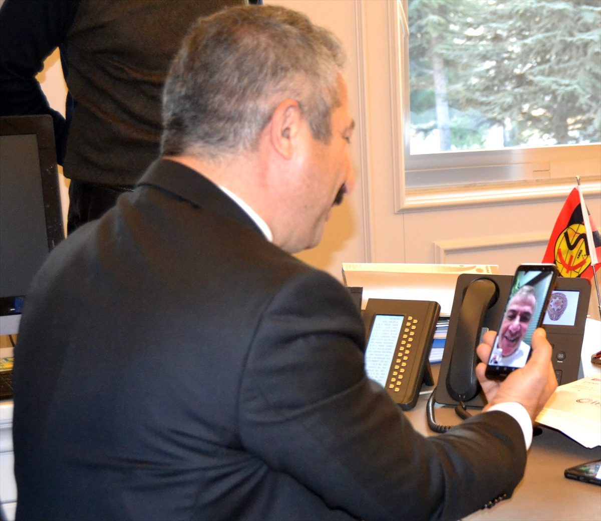 Eskişehir Emniyet Müdürü Dinç\'ten ABD\'nin ilk Türk Emniyet Müdürü Bayçora\'ya tebrik telefonu