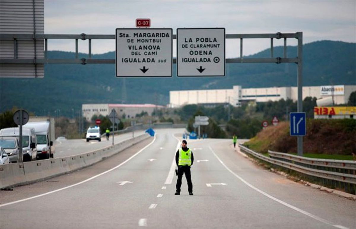 Fransa’da mağazalar kapatılıyor, İspanya OHAL ilan etti