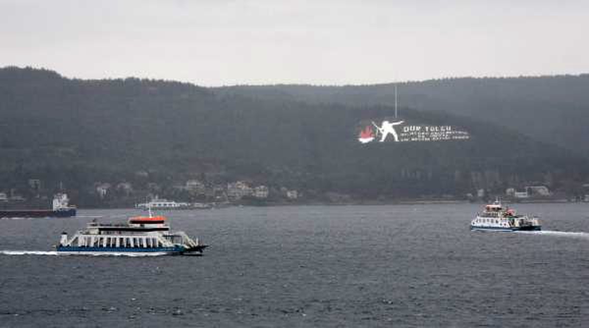 Gökçeada ve Bozcaada feribot seferlerine poyraz engeli