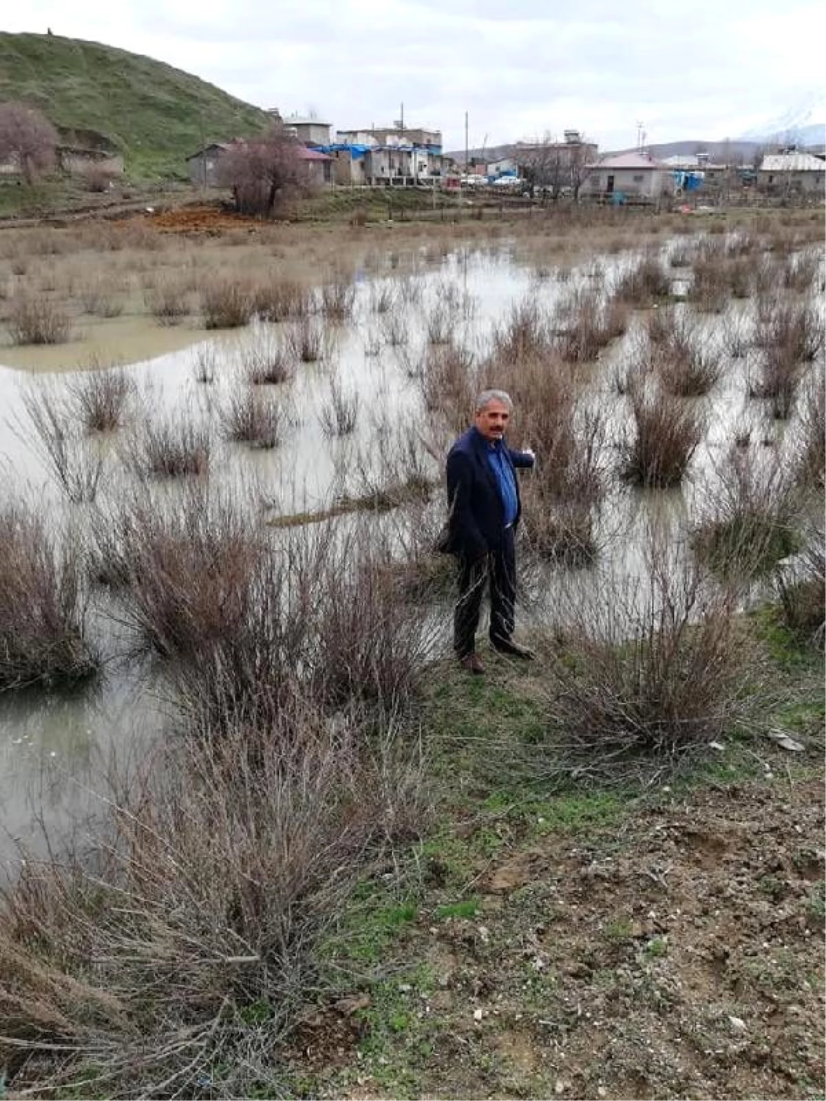 Kahramanmaraş\'ta tarım arazileri sular altında kaldı, 15 ev boşaltıldı