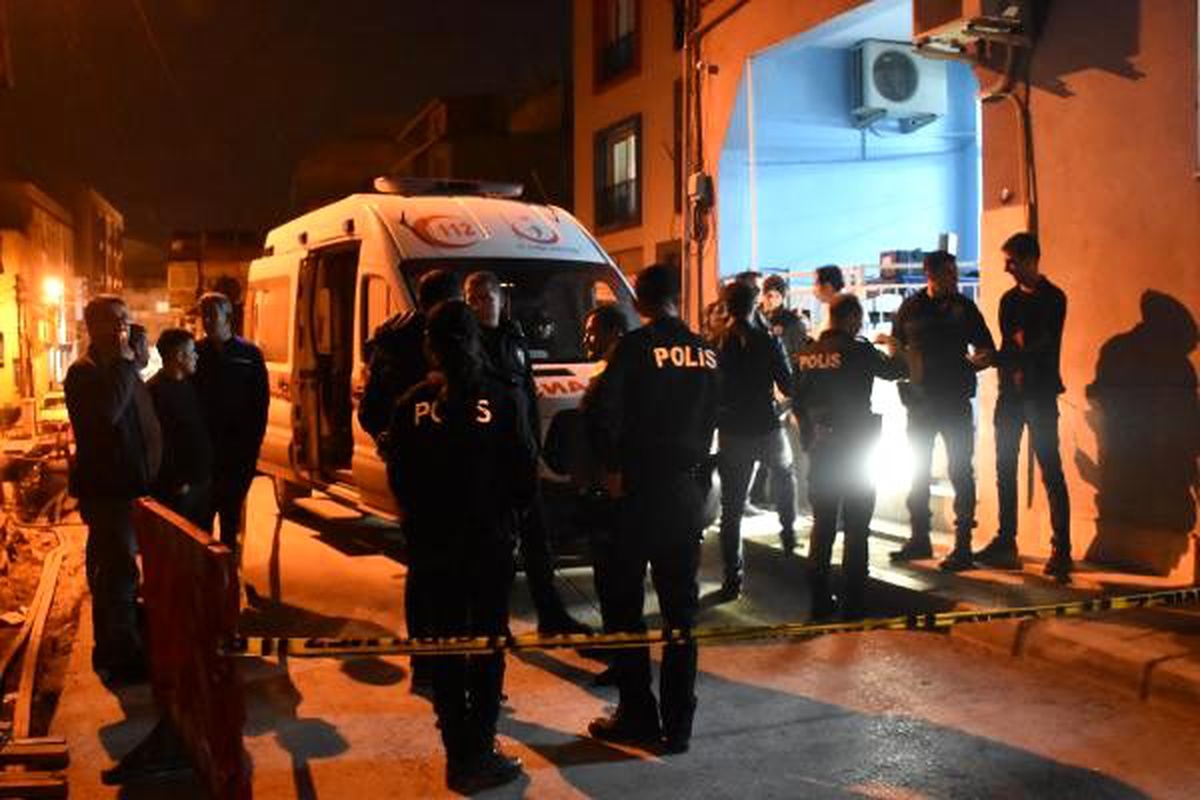 Lokalde gürültü kavgası kanlı bitti: 1 ölü