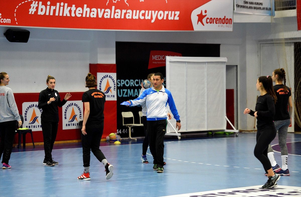 Muratpaşa Belediyespor, kupa maçlarında iddialı