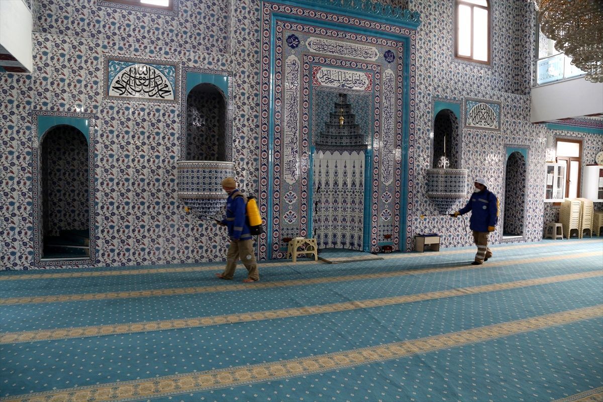 Şanlıurfa\'da ortak kullanım alanları dezenfekte edildi
