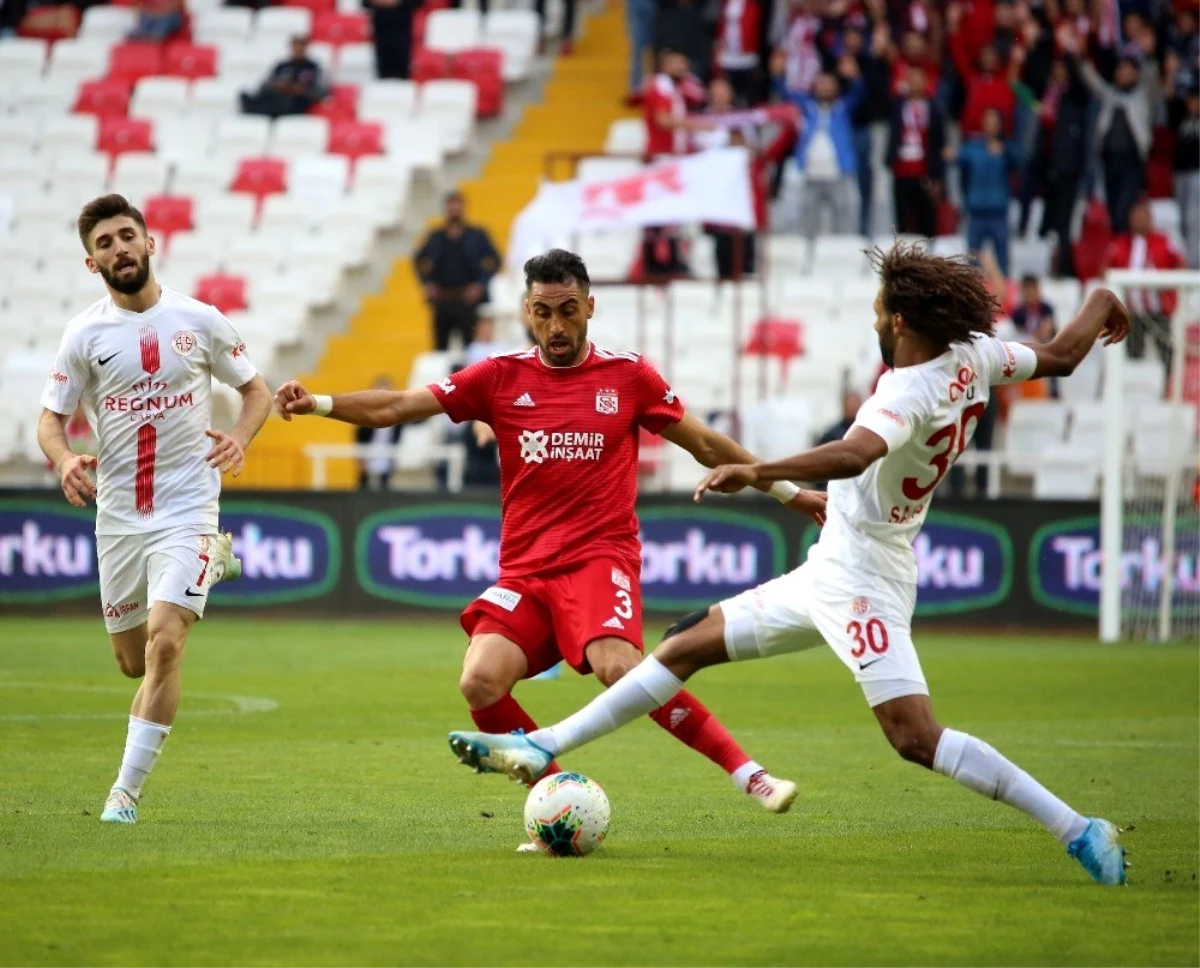 Sivasspor ile Antalyaspor 22. randevuda