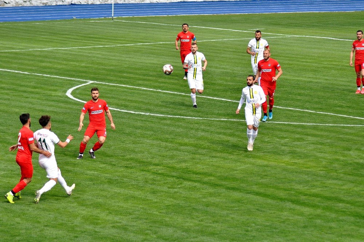 TFF 3.Lig: Osmaniyespor FK: 1 - Nazilli Belediyespor: 1