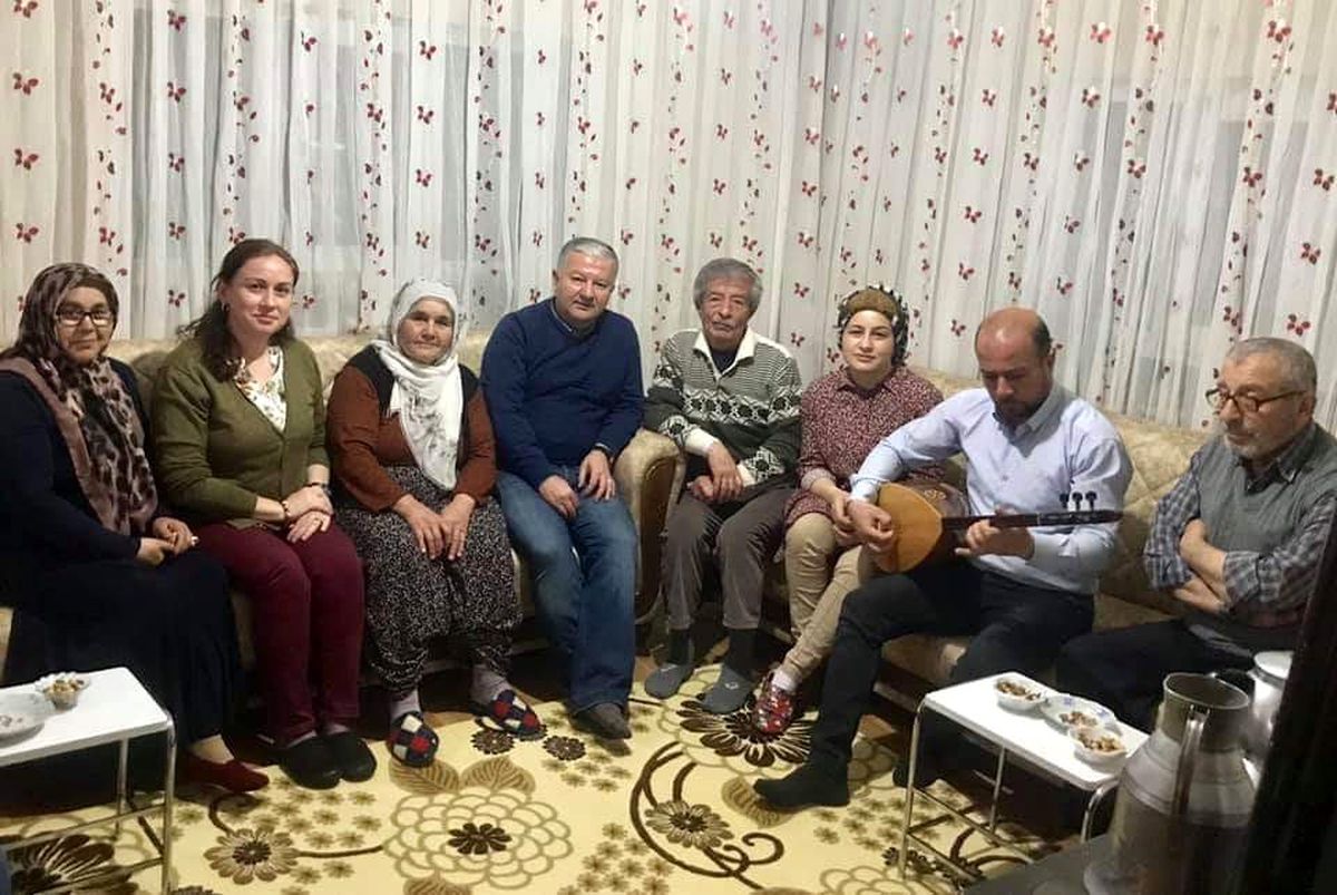 Türkmen evinde Türkmen geleneği