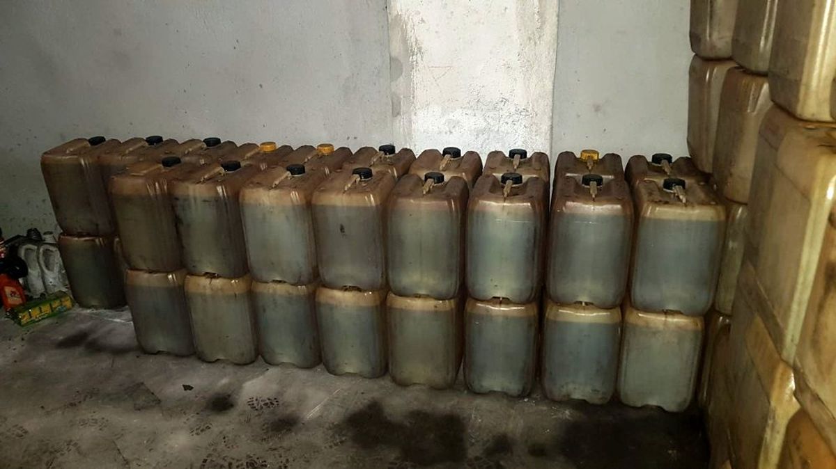 Uşak\'ta 1.5 ton kaçak akaryakıt ele geçirildi