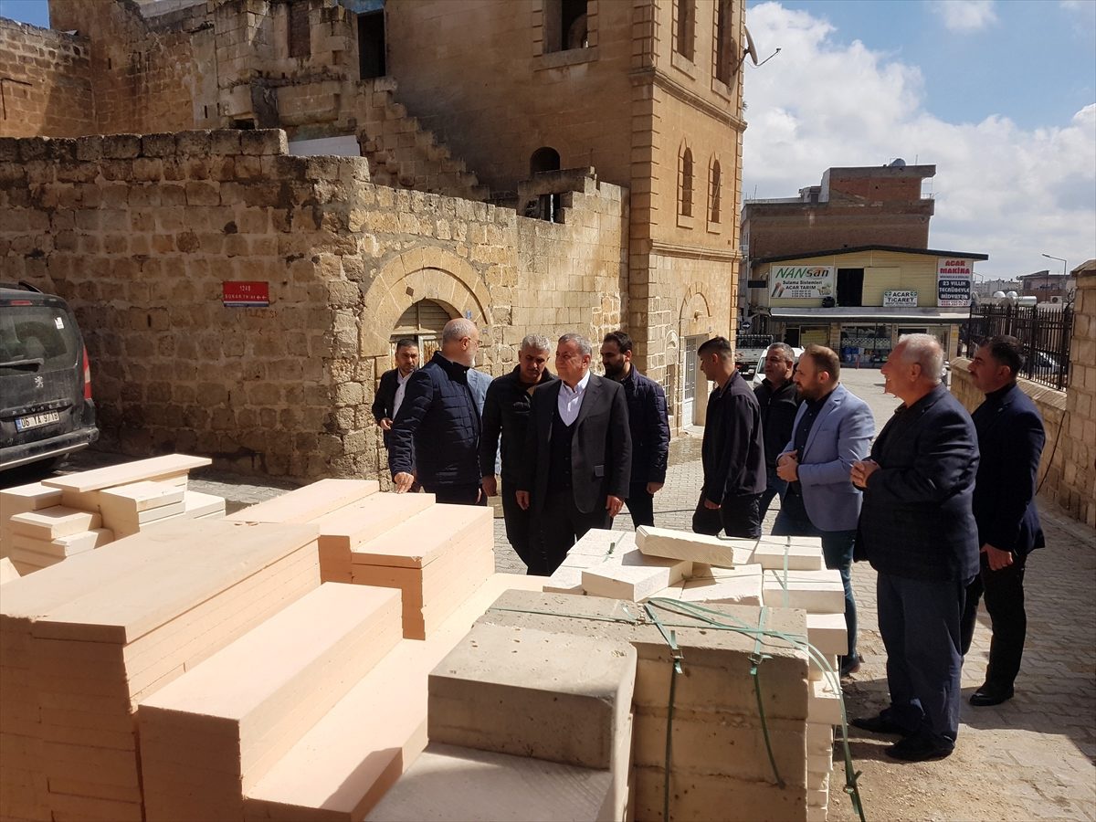 AK Parti Mardin Milletvekili Dinçel, Başkan Şahin\'i ziyaret etti