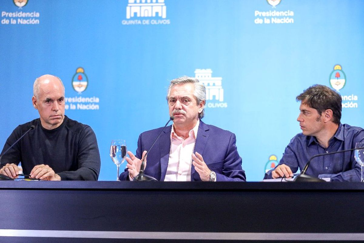 Arjantin sınırlarını kapatıyor