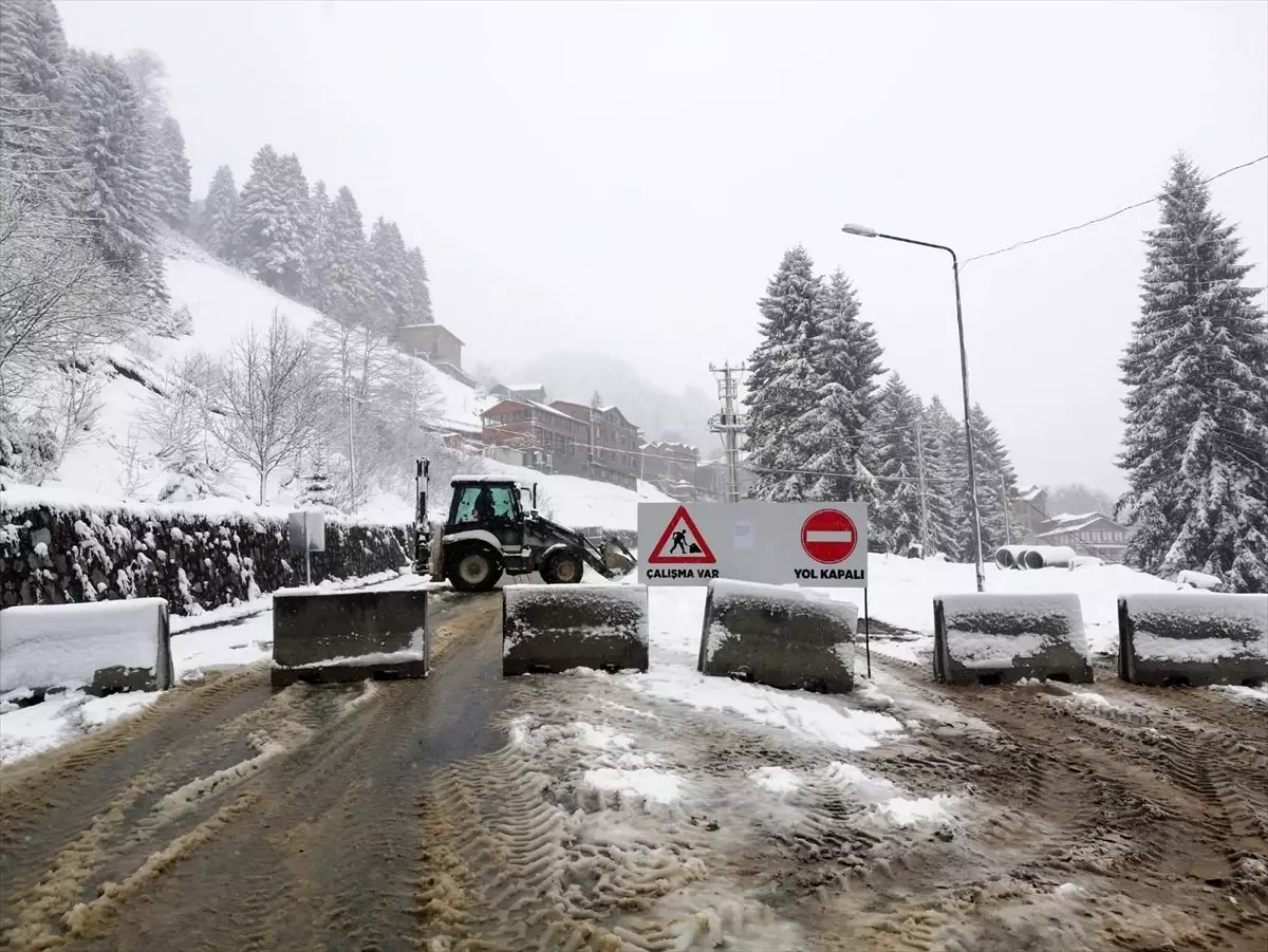 Ayder Yaylası altyapı çalışmaları nedeniyle araç trafiğine kapatıldı