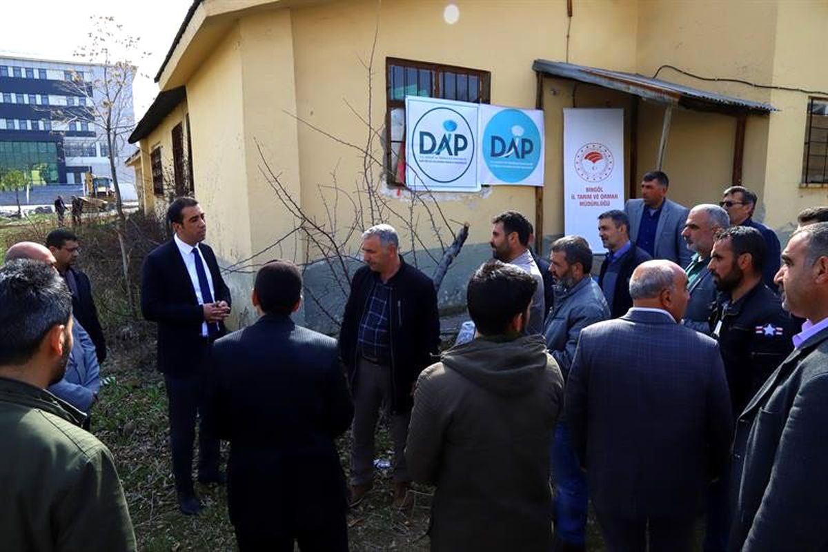Bingöl\'de çiftçilere yem tohumları dağıtıldı