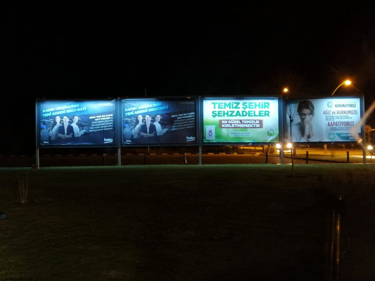 Büyükşehir Koronavirüs Önlemlerini Billboard\'lara Taşıdı