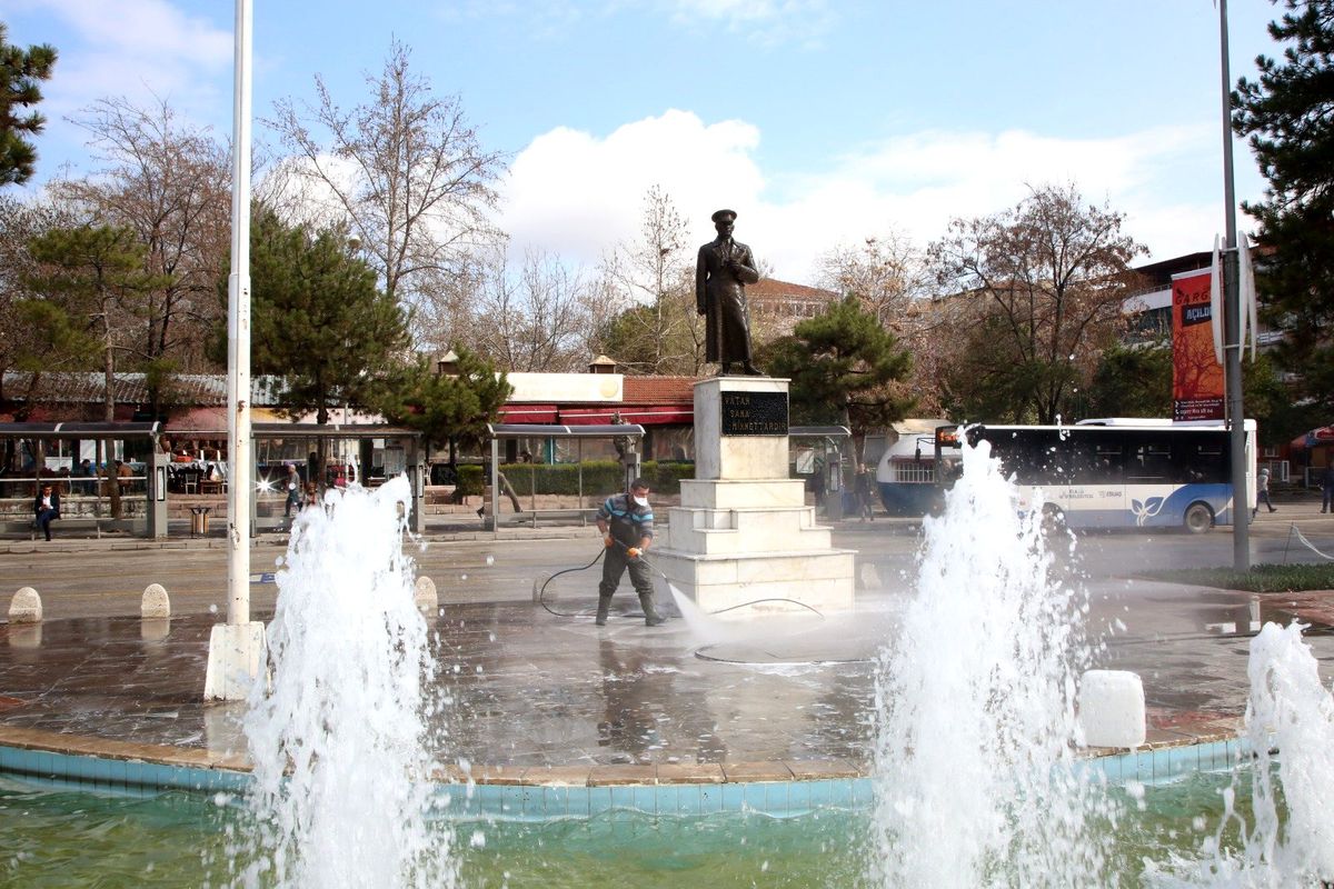 Elazığ\'da koronavirüse karşı dezenfeksiyon çalışmaları