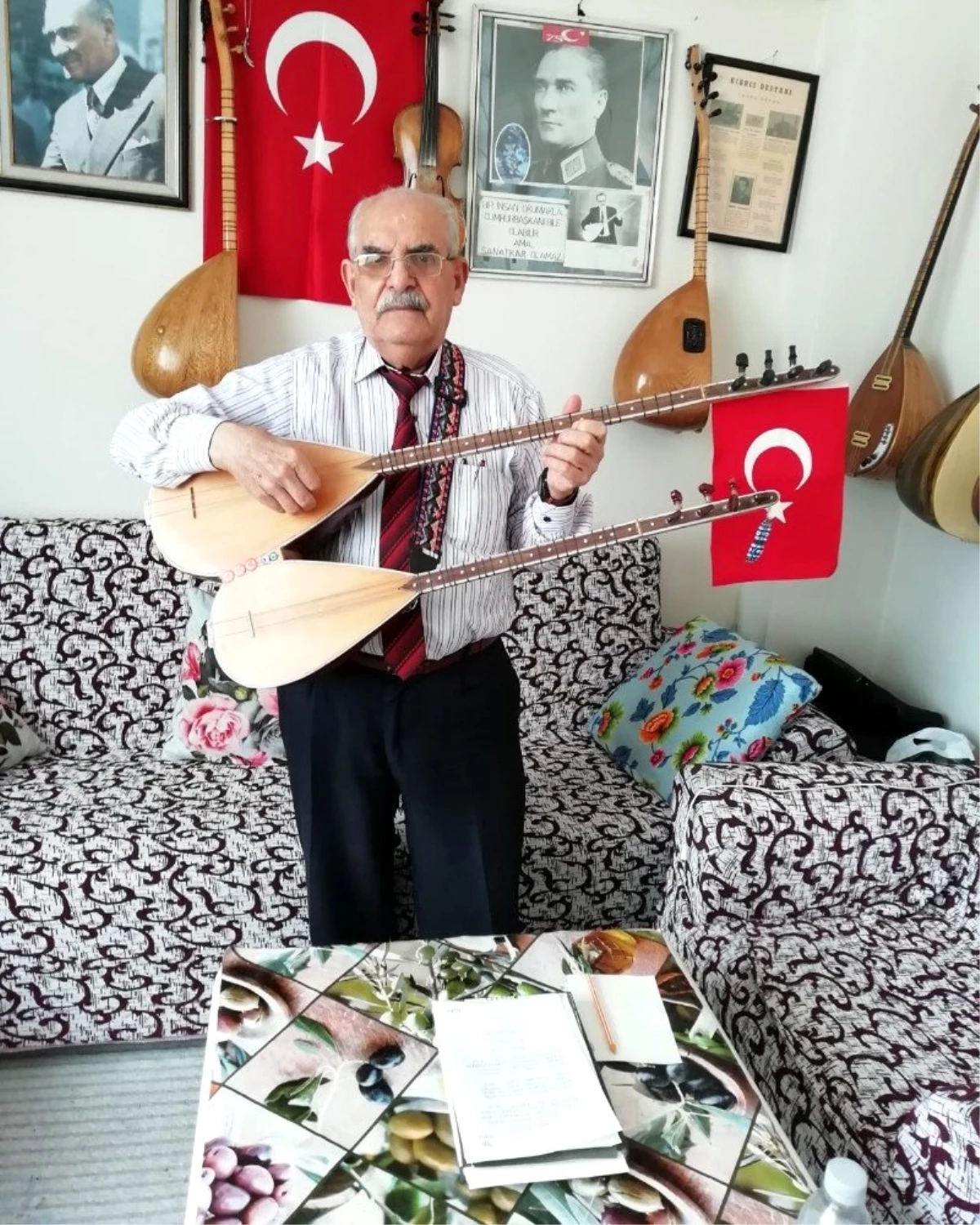 Eskişehirli Ozan Arif Çayır, koronavirüs için türkü besteledi