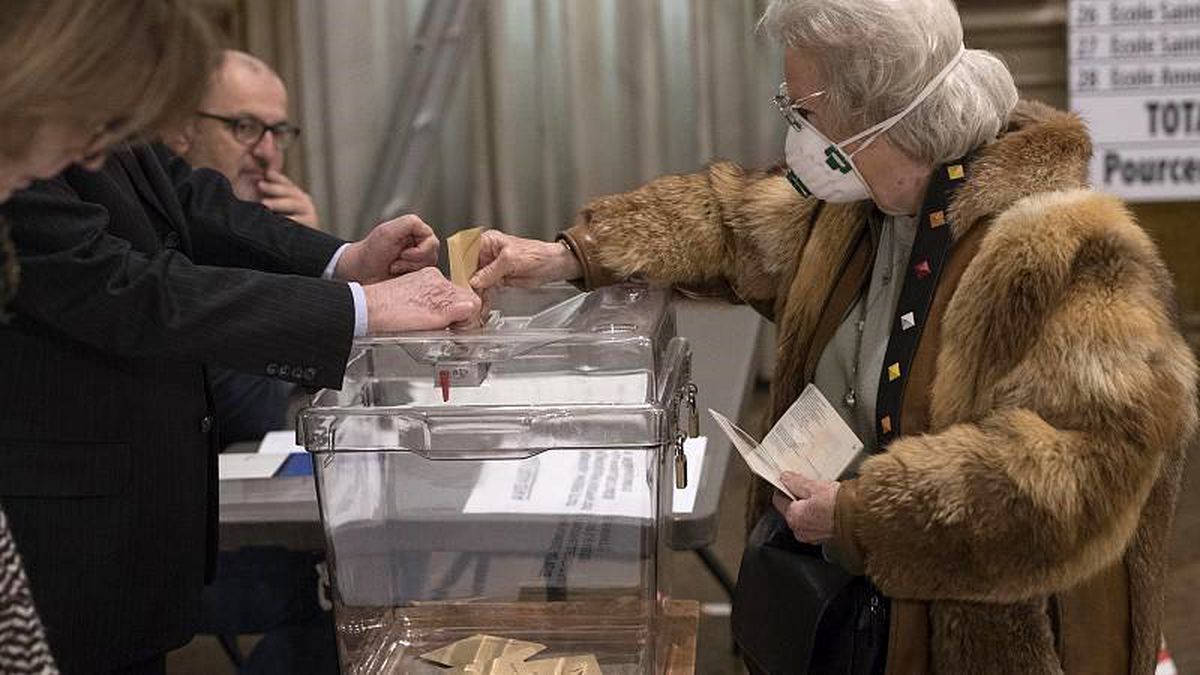 Fransa\'da yerel seçimlerin ilk turunun kaybedeni Macron, Yeşiller yükselişte
