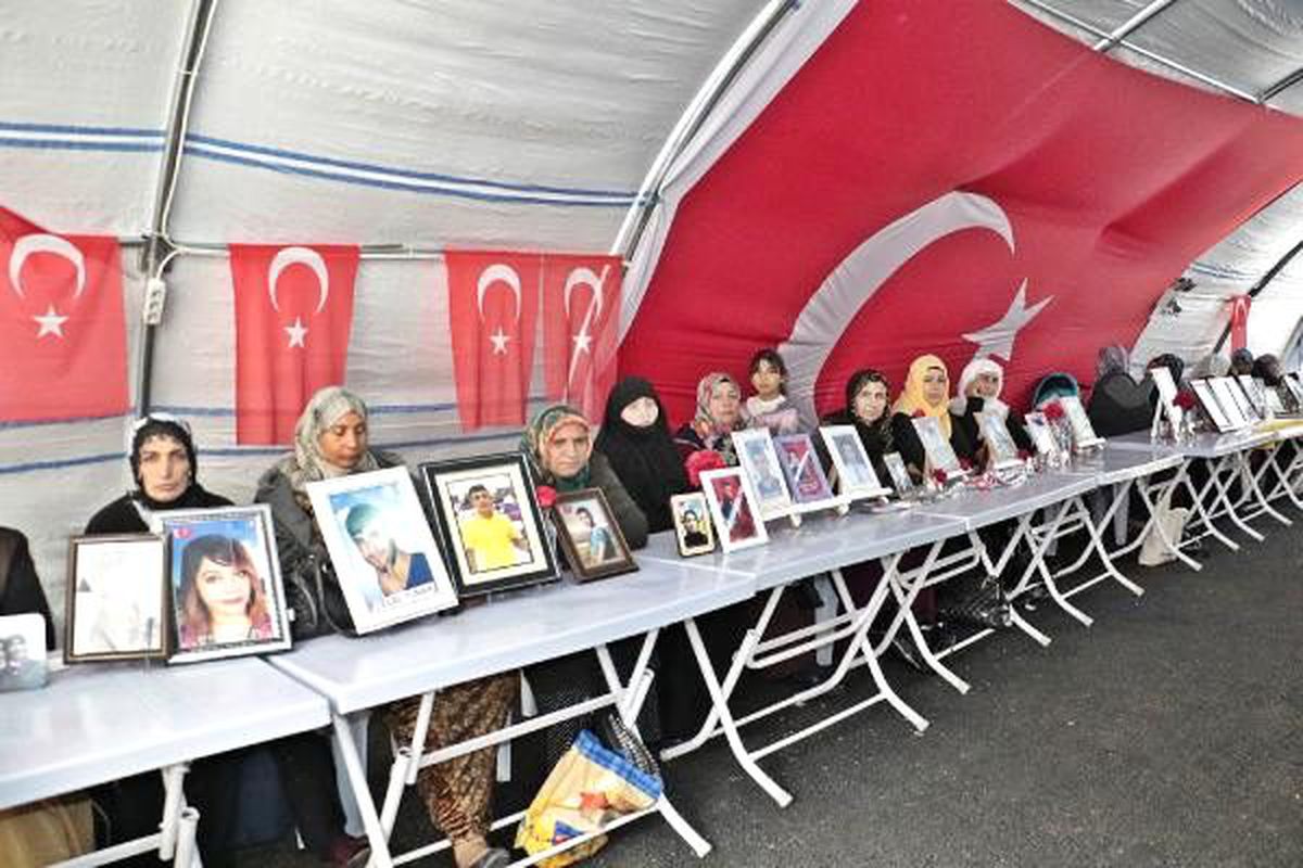 HDP önündeki eylemde 196\'ncı gün; aile sayısı 128 oldu