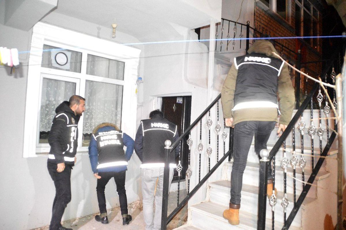 İstanbul\'da şafak vakti narkotik operasyonu gerçekleştirdi