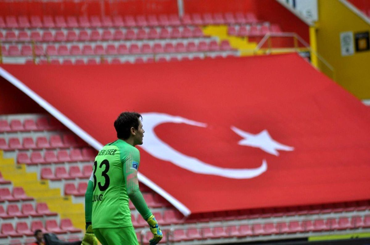 Kayserispor kalecisi Lung: "Savaşmaya devam"