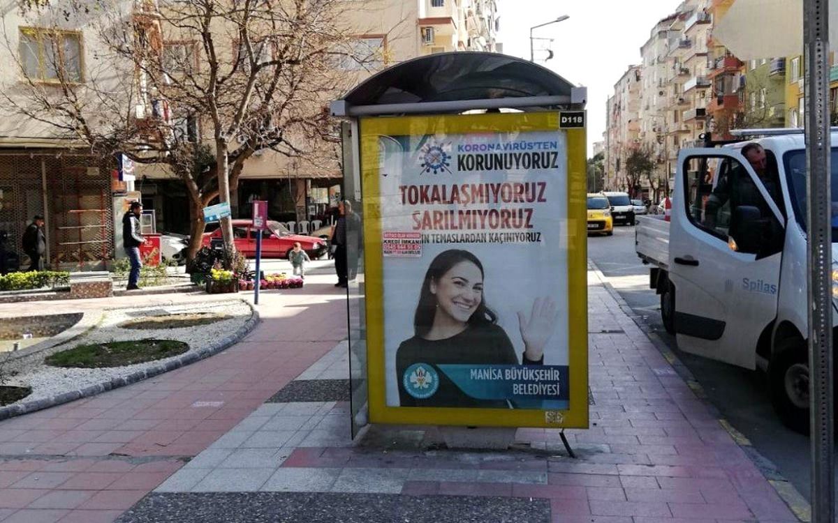 Manisa\'nın her yeri korona virüs bilgilendirmeleriyle donatıldı