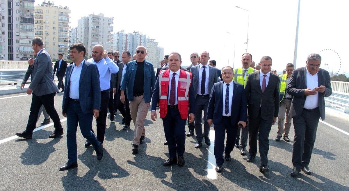 Meltem katlı kavşağı hizmete açıldı