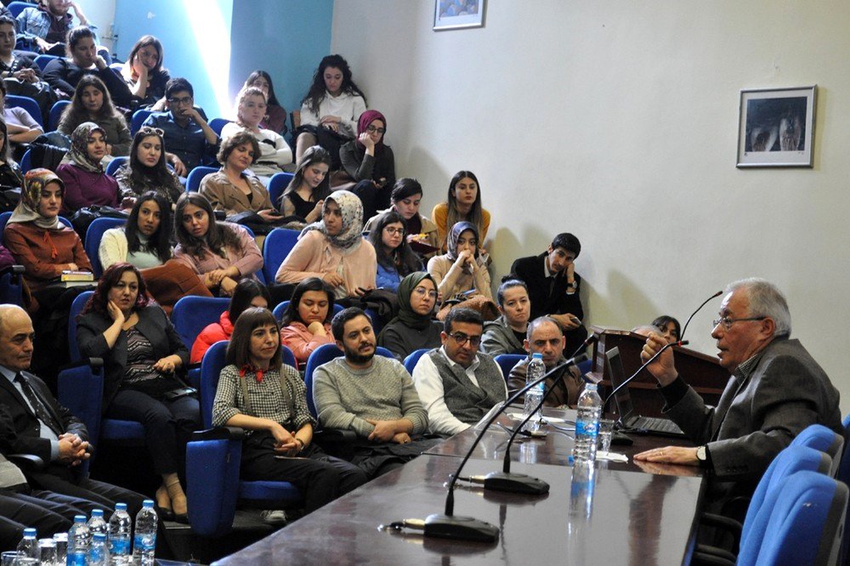 PAÜ\'de \'Türklük Bilimi İncelemeleri-32\' konferansı