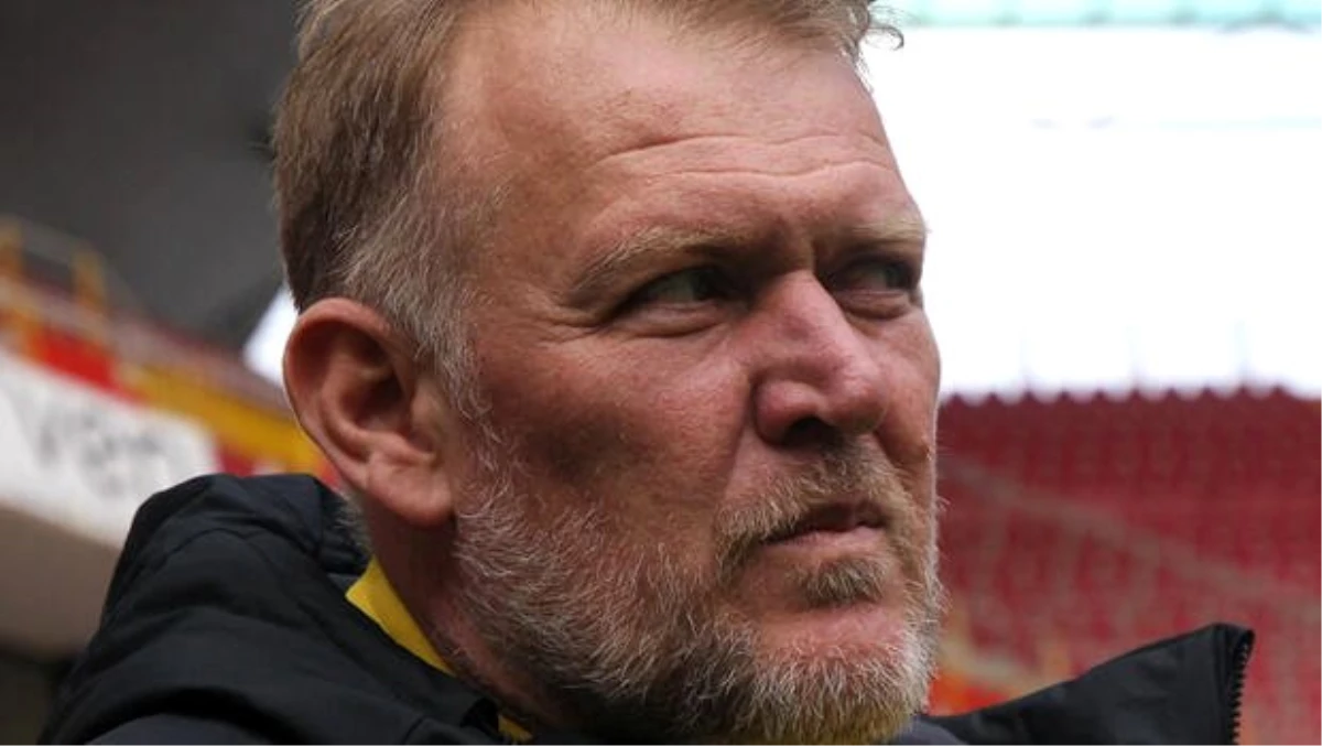 Robert Prosinecki: "Liglerin ertelenmesi gündeme gelmeli"