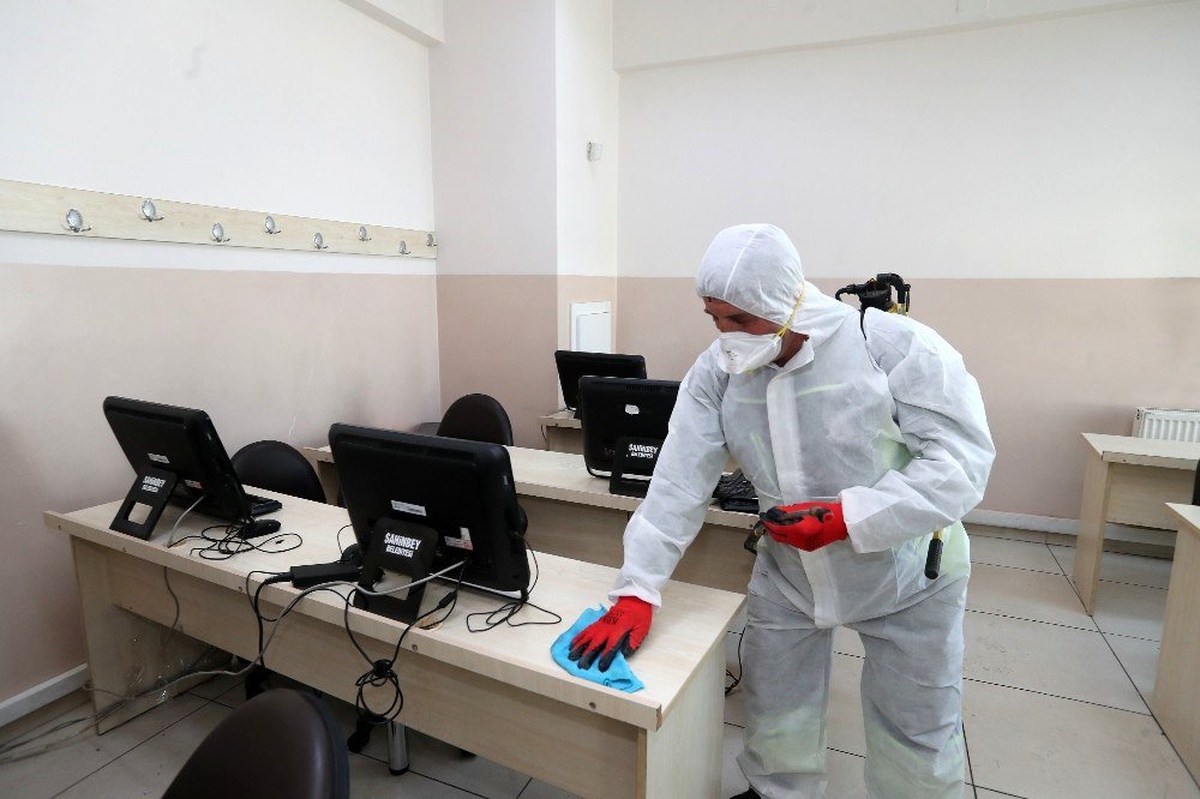 Şahinbey Belediyesi dezenfekte çalışmalarını sürdürüyor