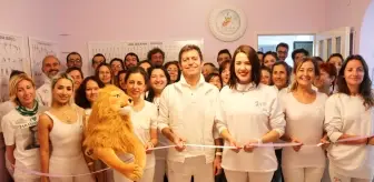 Yoga Academy'nin 105. merkezinin açılışı İzmir Gaziemir'de gerçekleşti