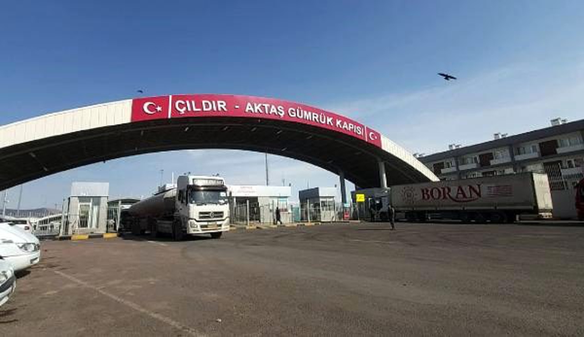 Aktaş ve Türkgözü Sınır Kapıları yolcu geçişine kapatıldı