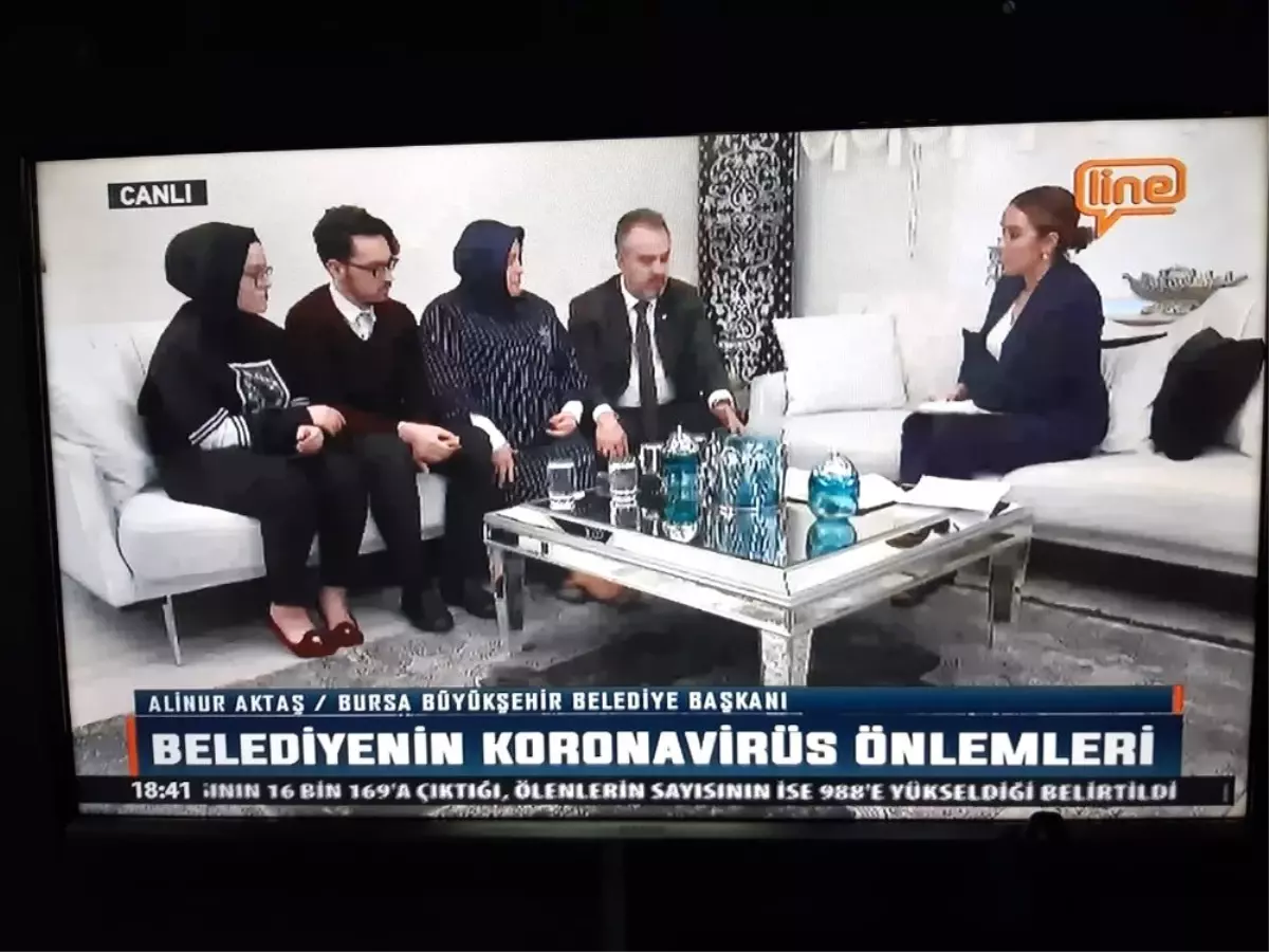 Ana haber bülteni başkanın evinden sunuldu