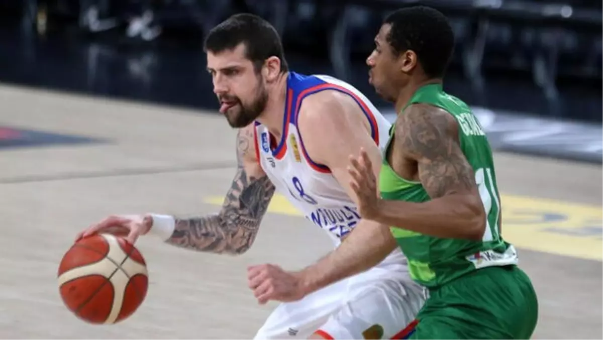 Anadolu Efes rahat kazandı