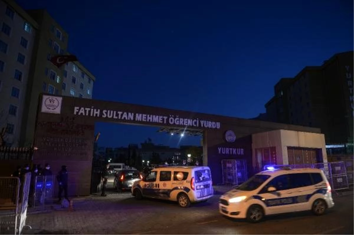 Avrupa\'dan gelen Türkler karantina için yurtlara yerleştiriliyor