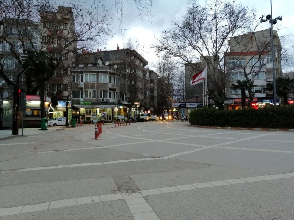 Erdek\'te korona virüs sessizliği