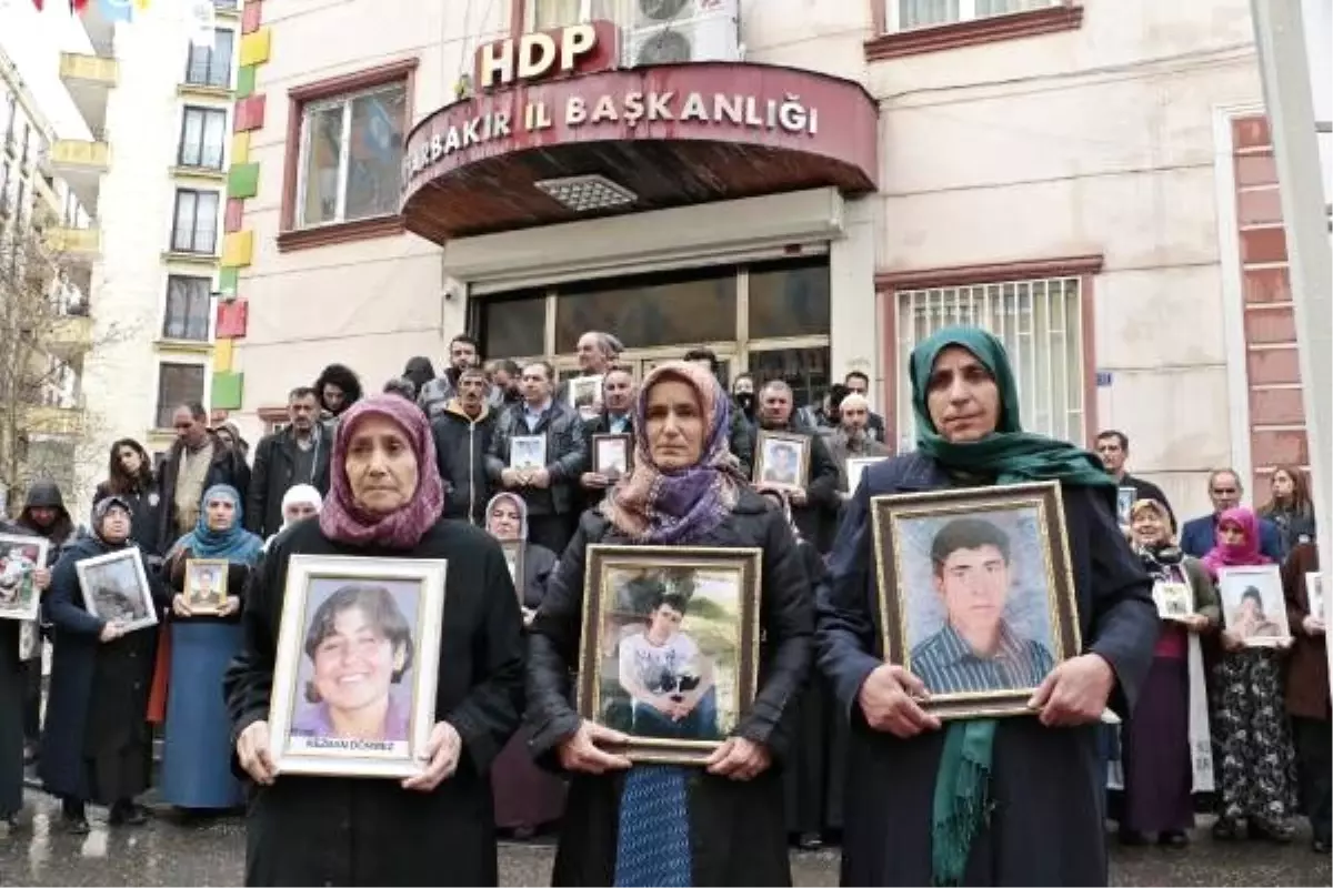 HDP önündeki eyleme 197\'nci günde 3 anne daha katıldı