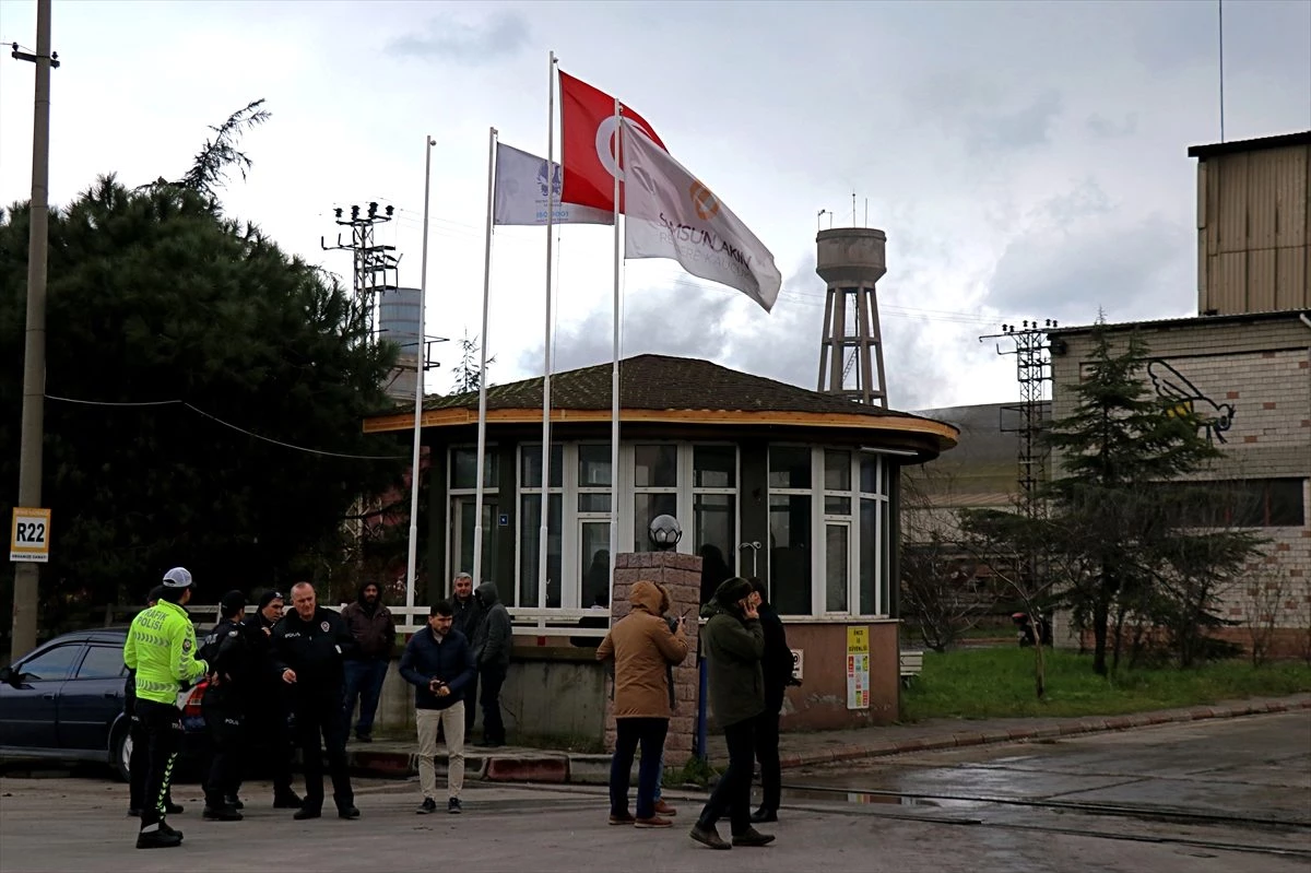 Samsun\'da plastik fabrikasında çıkan yangında bir işçi yaralandı