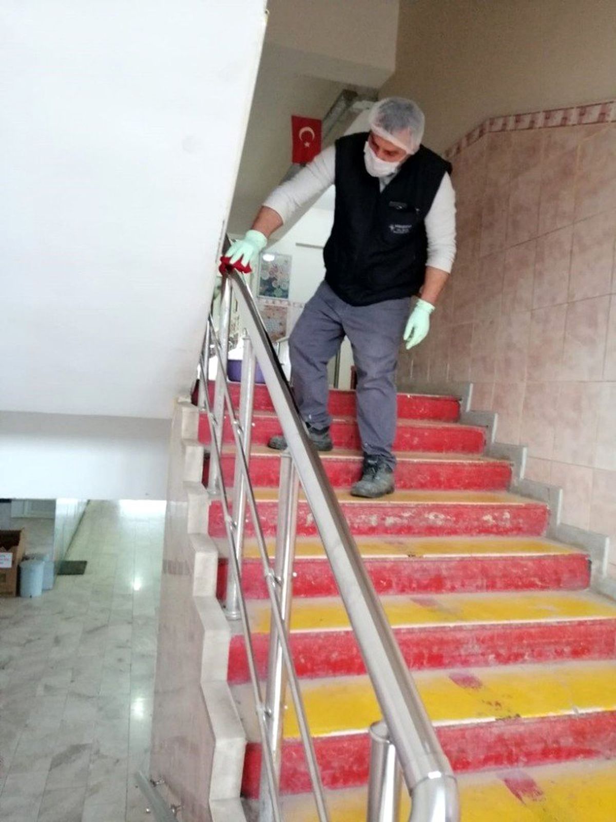 Sungurlu\'da okullar corona virüse karşı temizleniyor