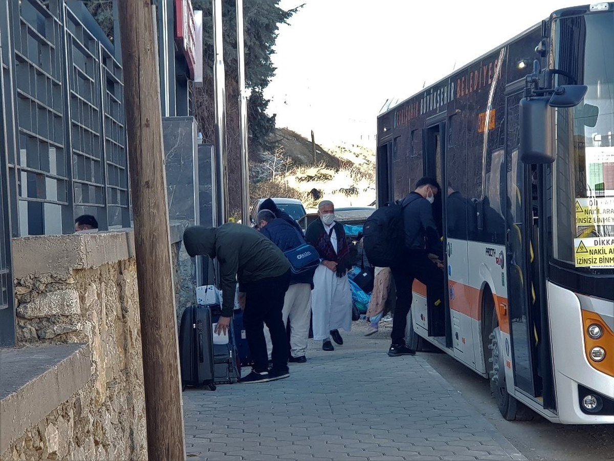 Umreden gelen vatandaşlar izole edildi