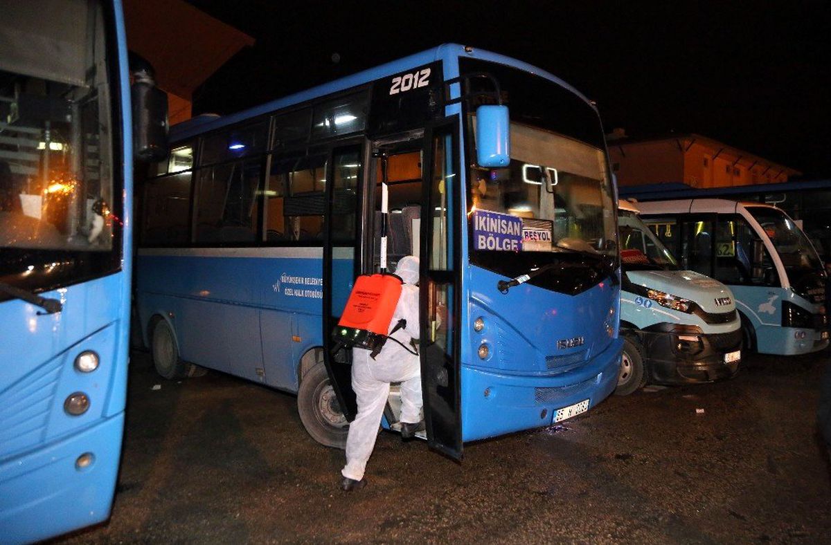 Van\'da toplu taşıma araçları 10. kez dezenfekte edildi