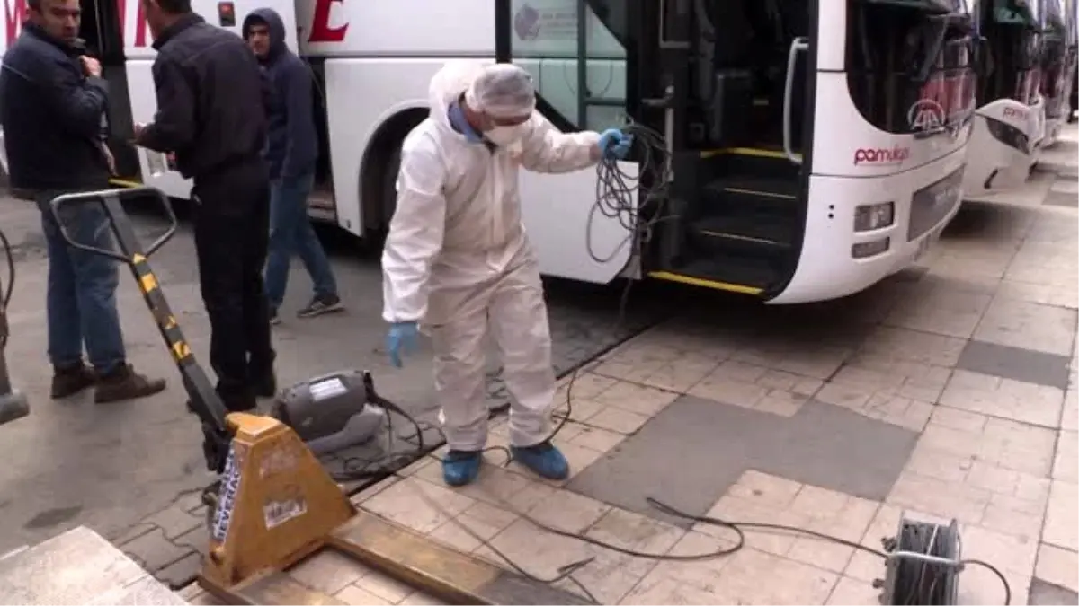 15 Temmuz Demokrasi Otogarı\'nda koronavirüs yoğunluğu