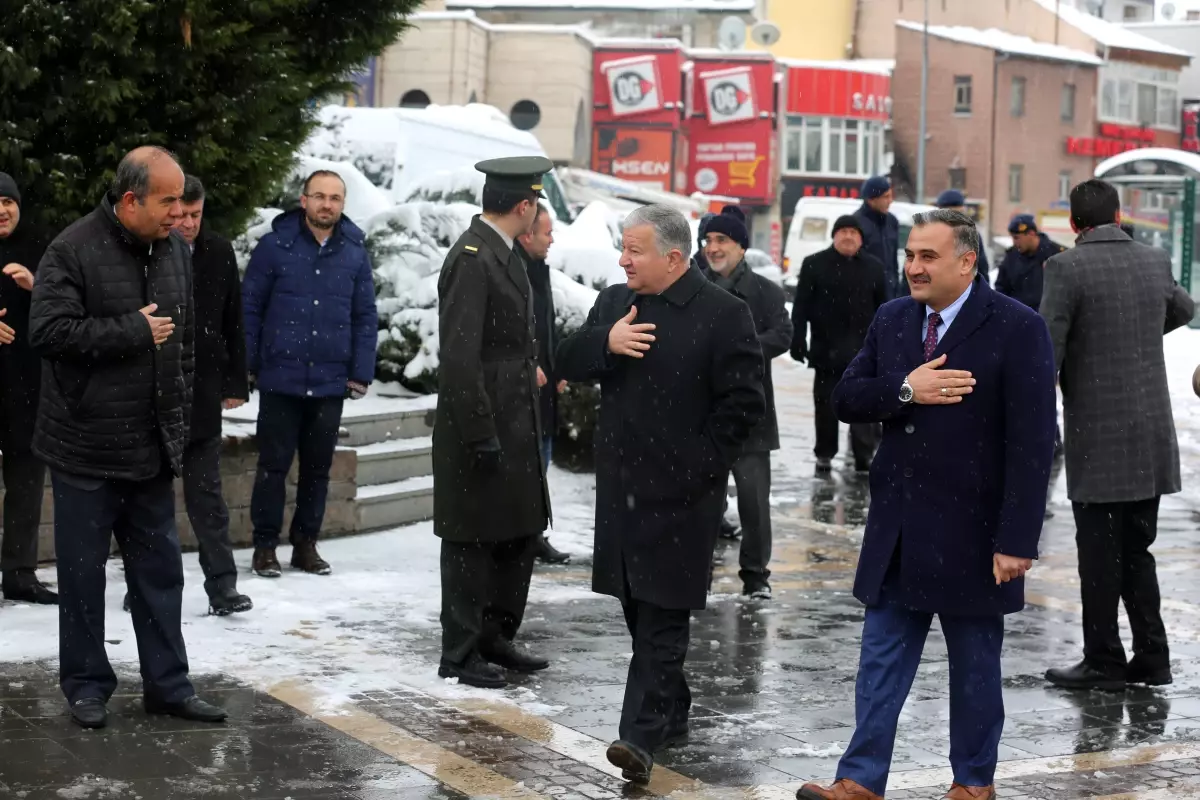 18 Mart Çanakkale Zaferi Ve Şehitleri düzenlenen törenle yâd edildi