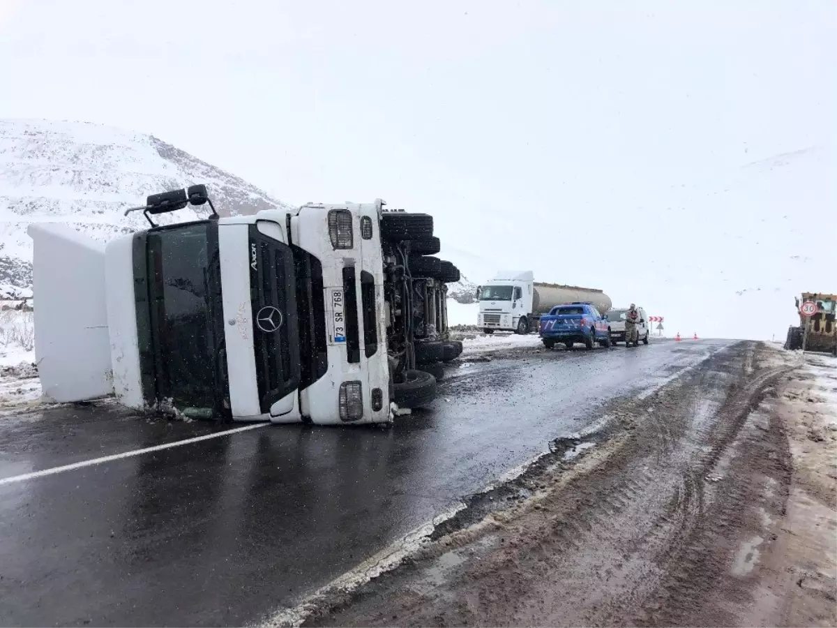 Aktaş yolunda trafik kazası